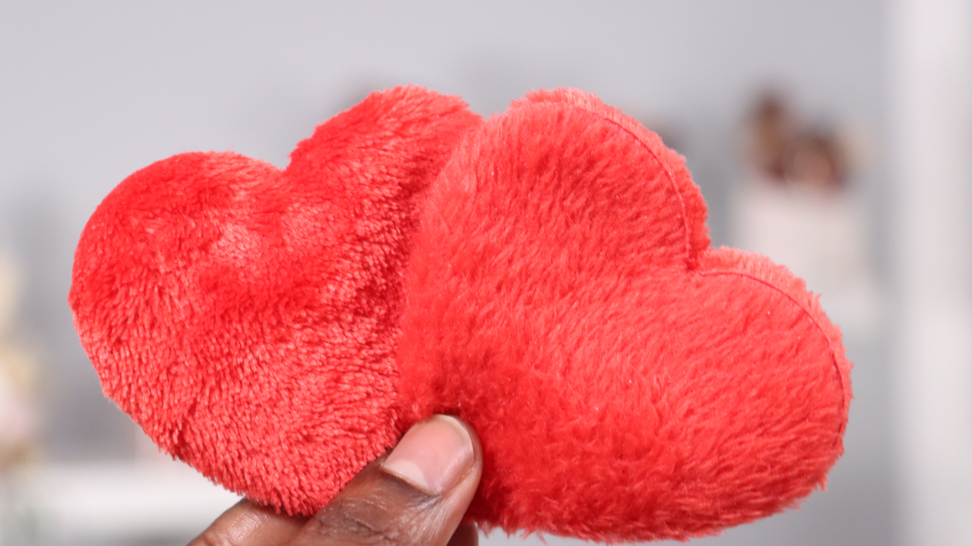 Valentine's Beauty Gift Guide: How to Pick the Perfect One